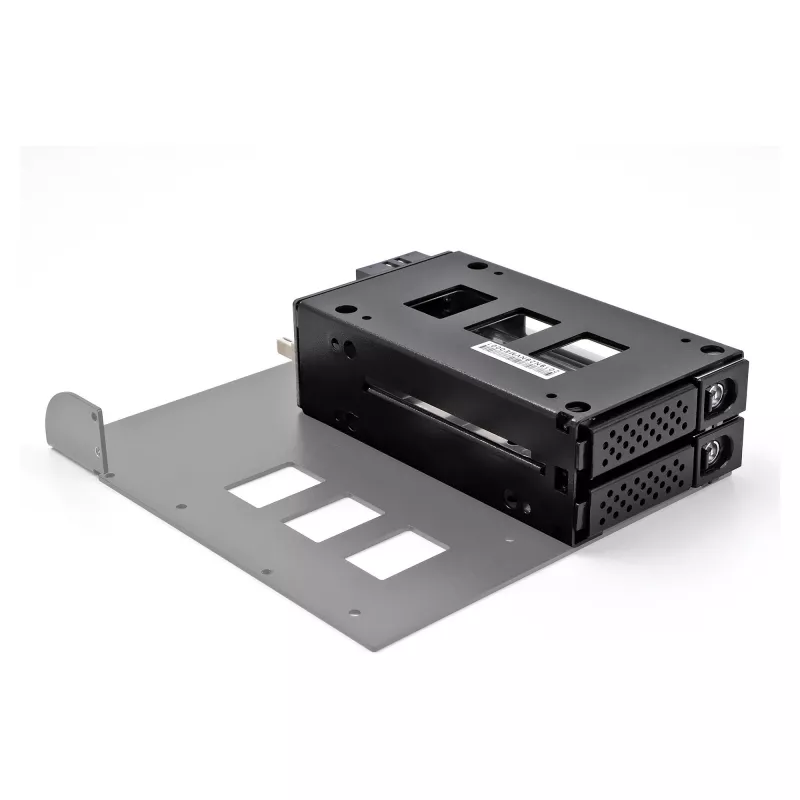 Slim Bay -vaihtokehys 2 x 2.5 inch U.2 NVMe SSD:lle 5.25 inch kehyksellä