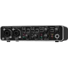 Behringer UMC204HD täydentävä musiikkivaruste