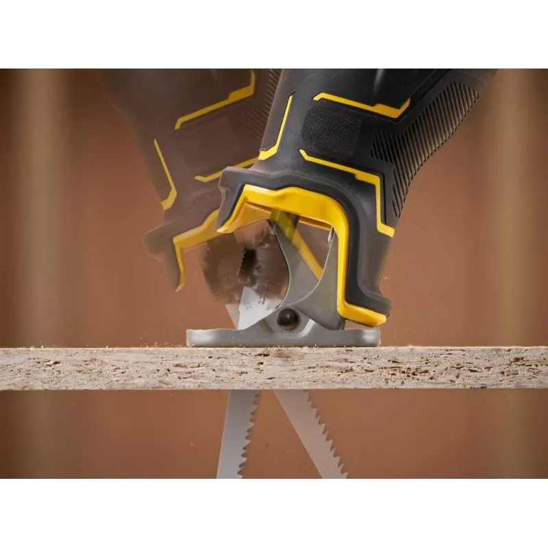 Stanley Fatmax SFMCS311B puukkosaha 18 V musta, keltainen