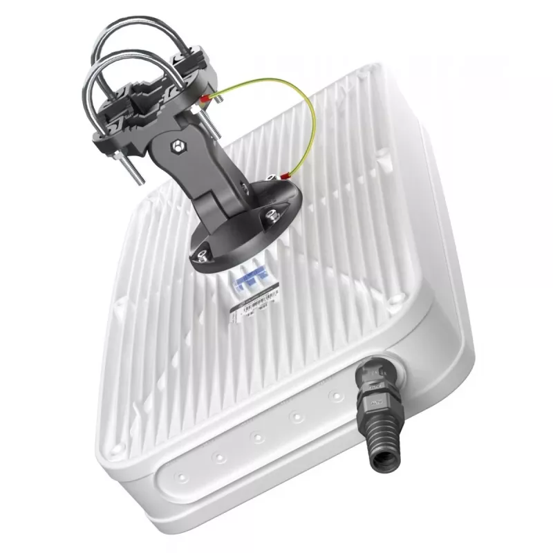 5G-antenni QuWireless QuMax Omni A500MO Teltonika TRB500:lle