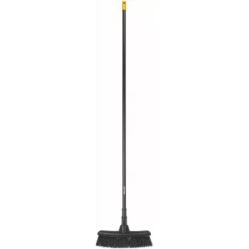 Fiskars 1025921 luuta ulkokäyttöön musta
