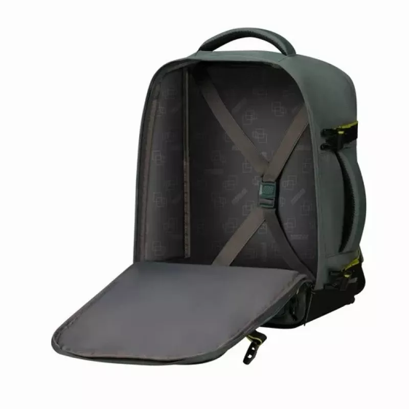 Matkustamoreppu American Tourister Take2Cabin MS Wizz Airille – dark forest