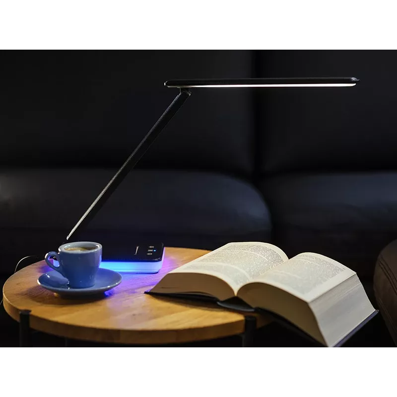 Tracer 47710 Prisma musta LED-pöytävalaisin