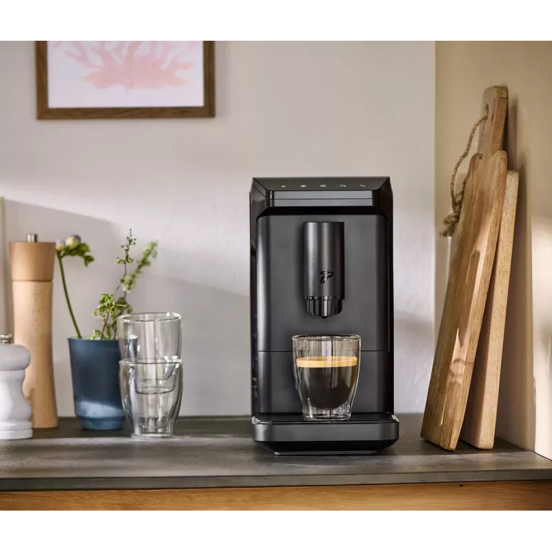 Espressokeitin Tchibo Esperto Mini musta – kompakti espressokeitin kotiin