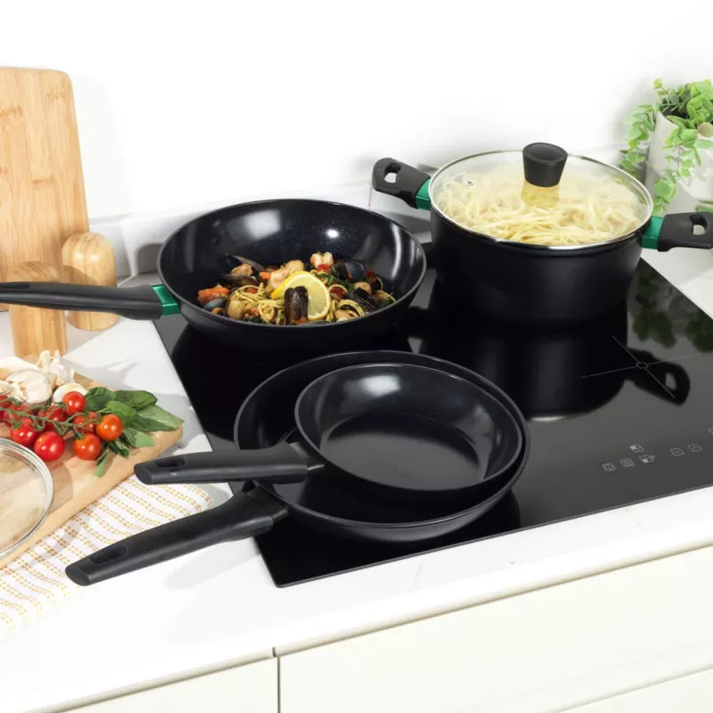 Kattila Russell Hobbs RH03266EU7 28 cm lämpökauluksella