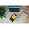 Man and wood -puhelinkotelo SmartPhone Galaxy S10e:lle Bamboo Forest musta