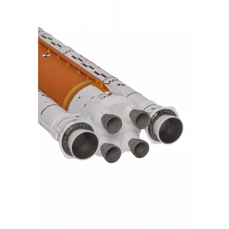 Muovipienoismalli Artemis Space Launch System