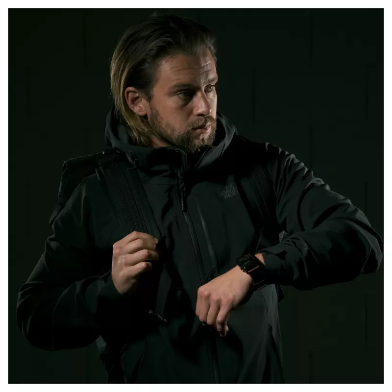 Nomad NM1A4RSM00 -ranneke älykelloon – ruskea nahka