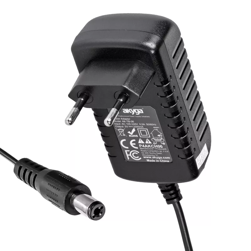 Akyga AK-TB-11 yleisvirtalähde 9 V / 1 A, 9 W, 5,5 x 2,1 mm pistoke, 1,5 m