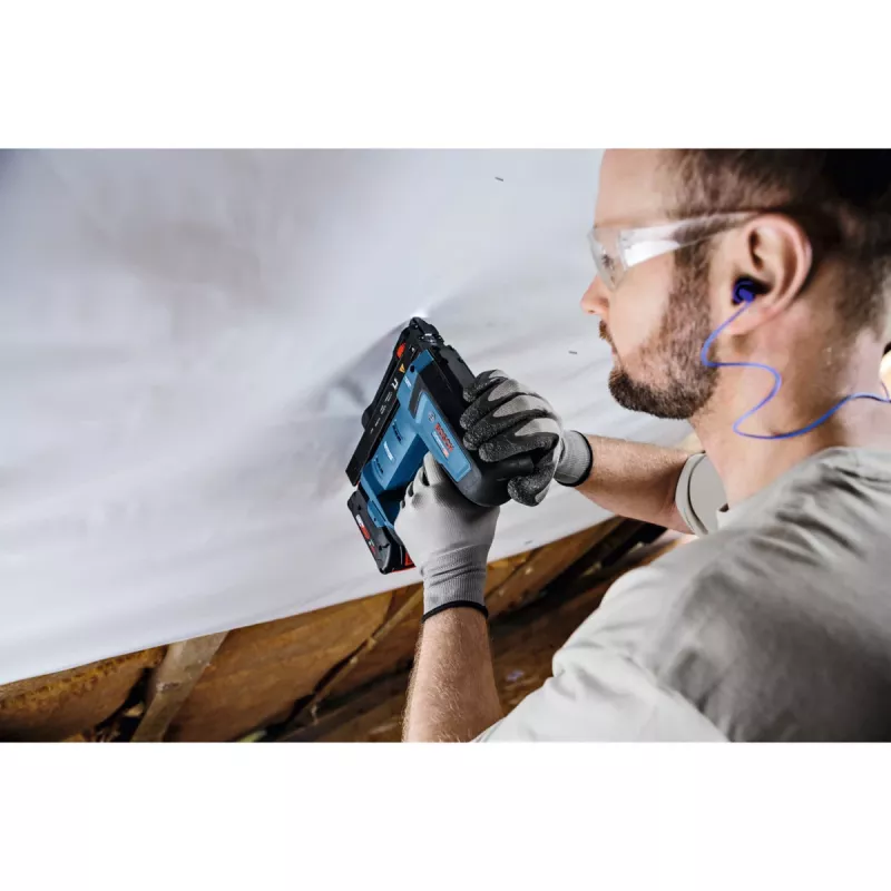 Bosch GTH 18V-14 akkukäyttöinen puunappi, solo L-BOXXissa