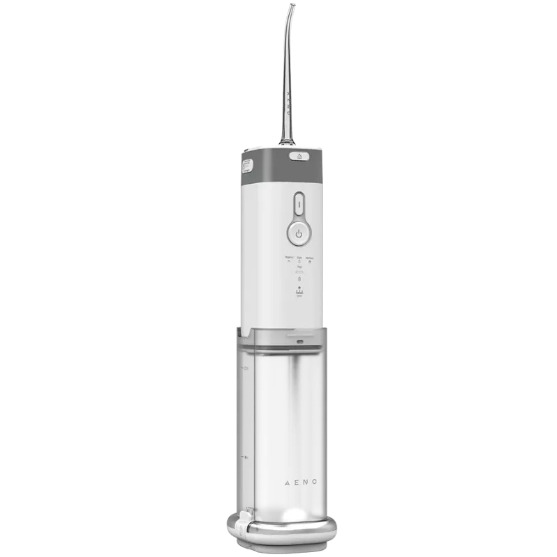Suihkusuutin: 3,7V, 8W, 2500mAh, 200ML