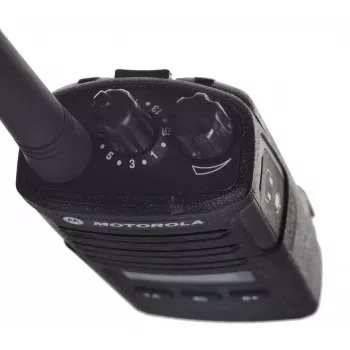 Motorola XT460 2-suuntainen radiopuhelin näytöllä