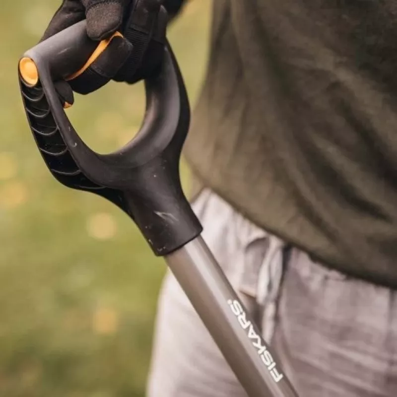 Lapio Fiskars Ergonomic FS.S. 1025376 harmaa — ergonominen puutarhalapio, Fiskars 1070058