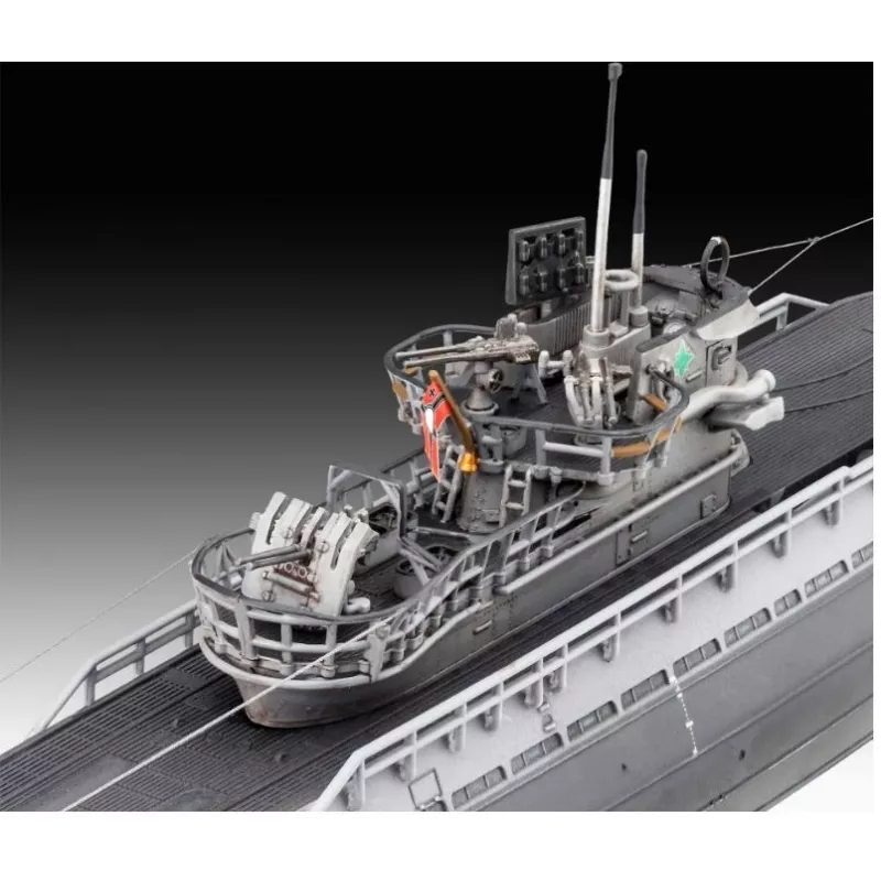 Muovipienoismalli German Submarine T.IX C/40 1/144