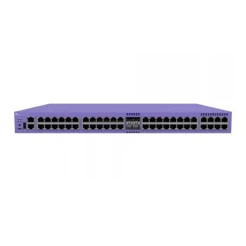 Verkkokytkin EXTREME 4220 48-porttinen (malli 4220-48T-4X), jossa 48 kupariporttia ja 4 Uplink-SFP+-paikkaa