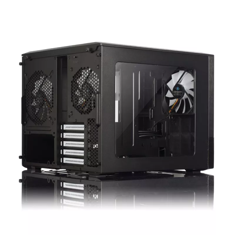Fractal Design Node 804 Cube musta
