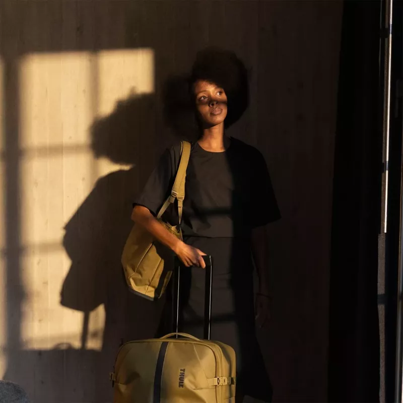 Thule 5229 Aion Tote Bag musta