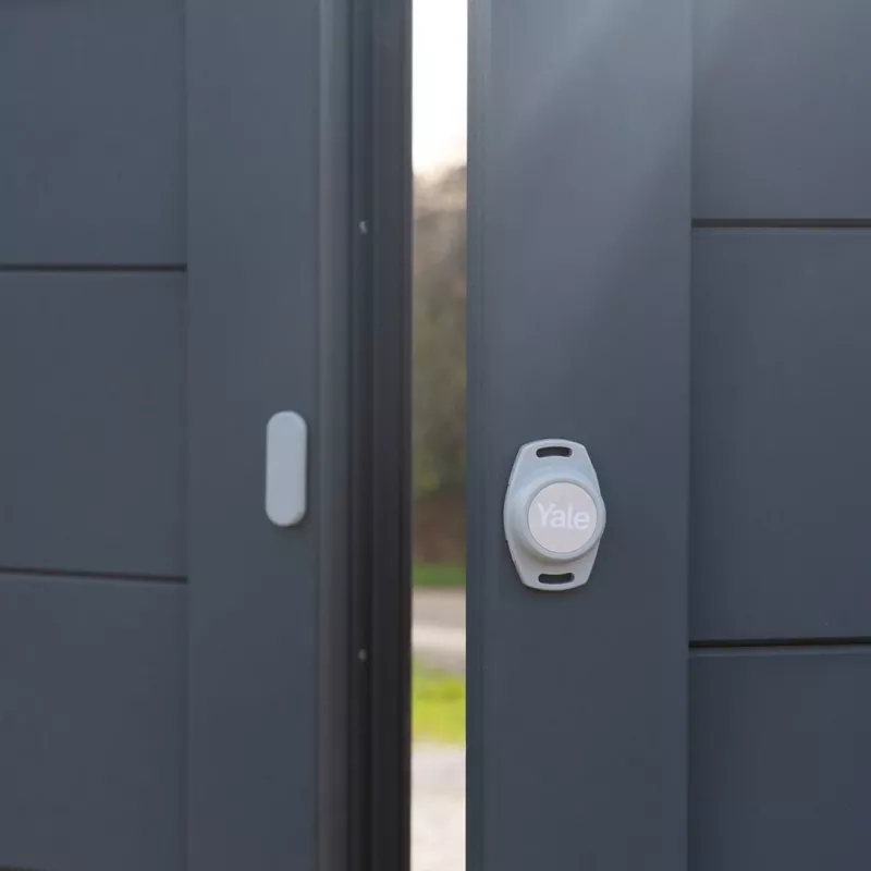 Yale Smart Opener Garage autotallinoven avaaja -lisävaruste