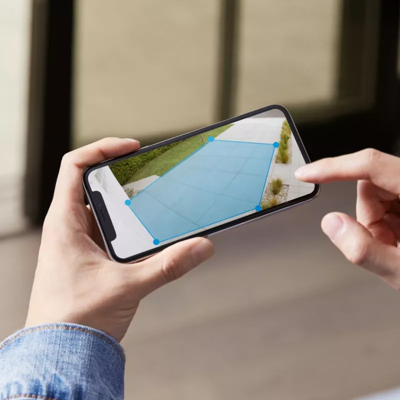 Ring Spotlight Cam Plus Battery – IP-valvontakamera – ulkokäyttöön – langaton – katto-/seinäasennus – musta – pakkaus