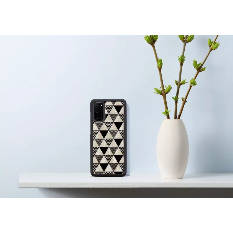 iKins suojakotelo Samsung Galaxy S20:lle – pyramidirakenne, musta