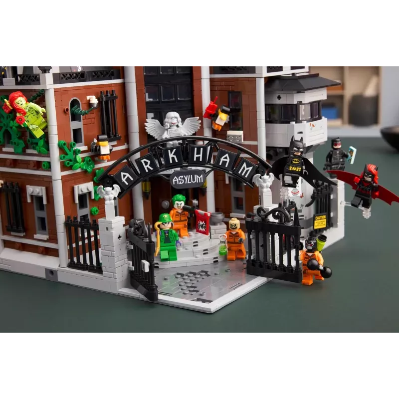 LEGO Batman 76300 Arkham Asylum rakennussarja – LEGO, malli 76300