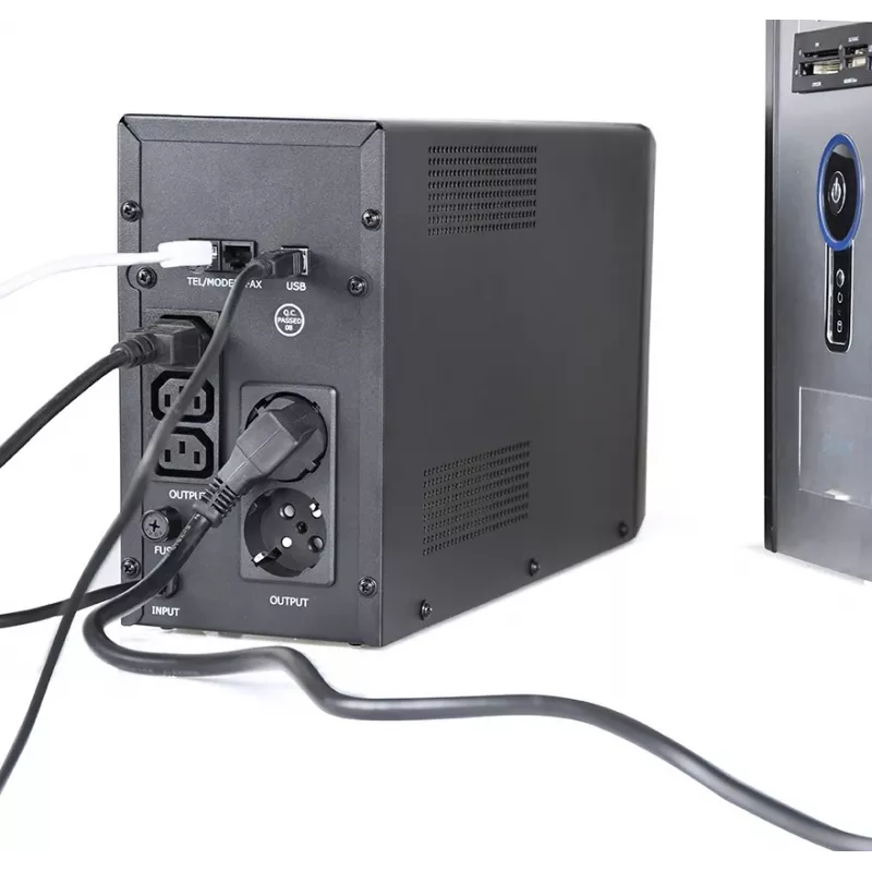 Gembird EG-UPS-035 UPS (keskeytymätön virransyöttö) Line-Interactive 2 kVA 1200 W 5 AC-lähtöä