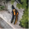 Fiskars Plus SmartFit P541 puutarhasakset ohittavat musta, oranssi