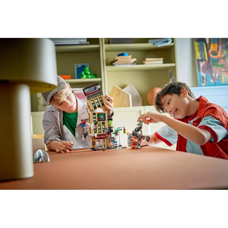 LEGO MARVEL 76342 Spider-Man vs. Mysterio: Daily Bugle