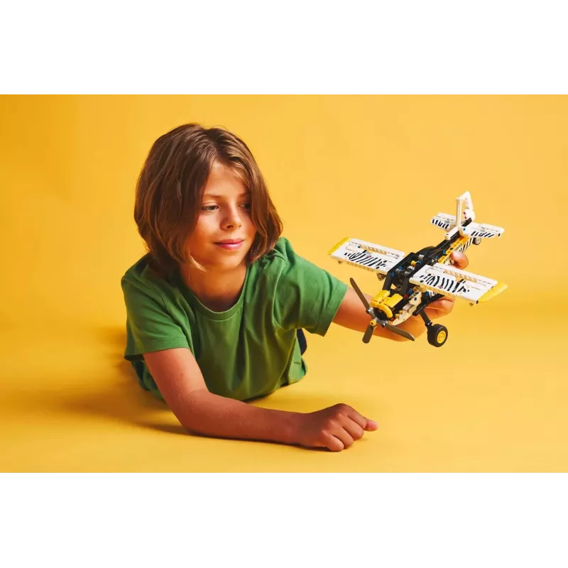 LEGO TECHNIC 42198 kuljetuslentokone