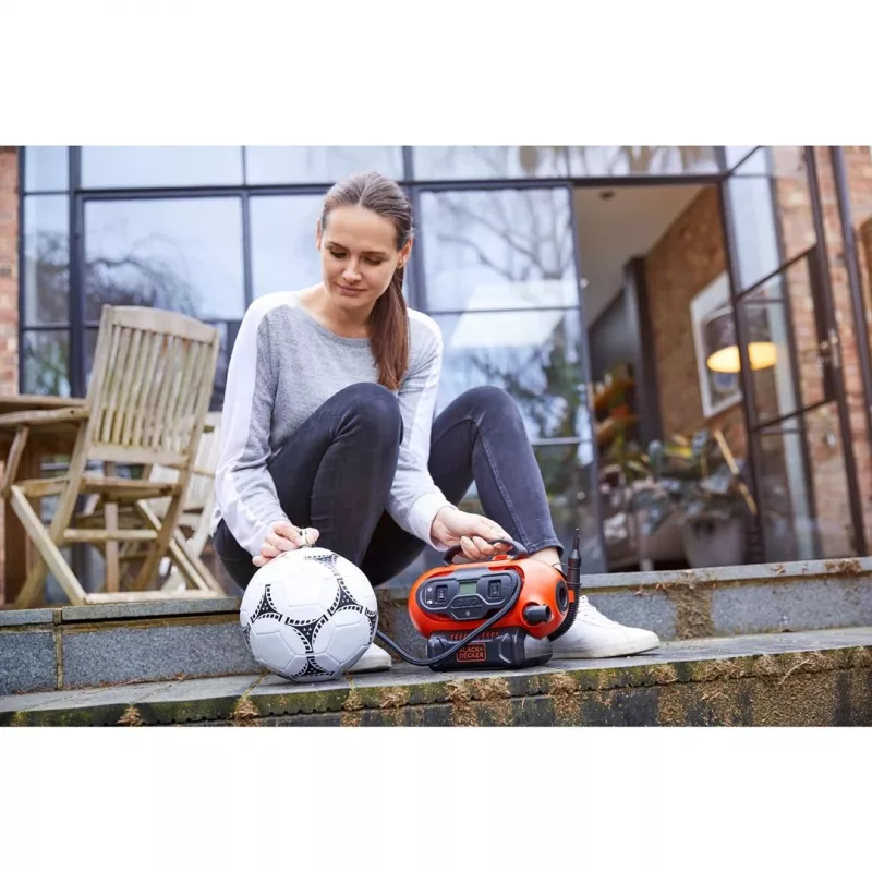 Black & Decker BDCINF18N-QS ilmakompressori 160 l/min AC/savukkeensytytin
