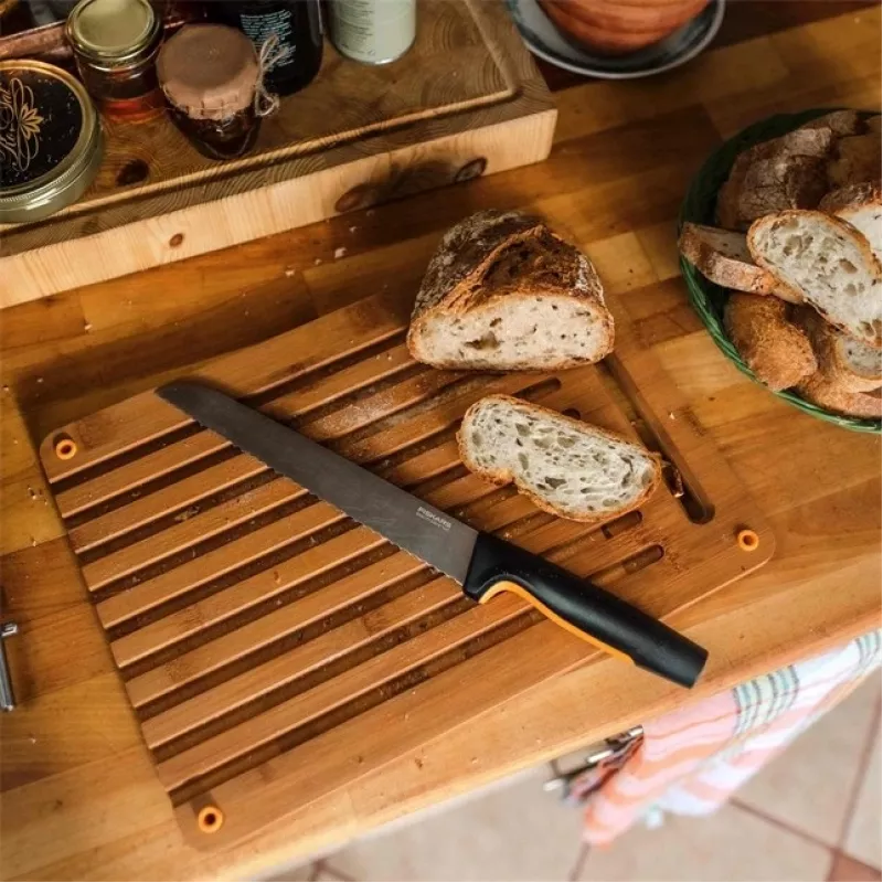 Fiskars 1057538 keittiöveitsi ruostumaton teräs 1 kpl leipäveitsi