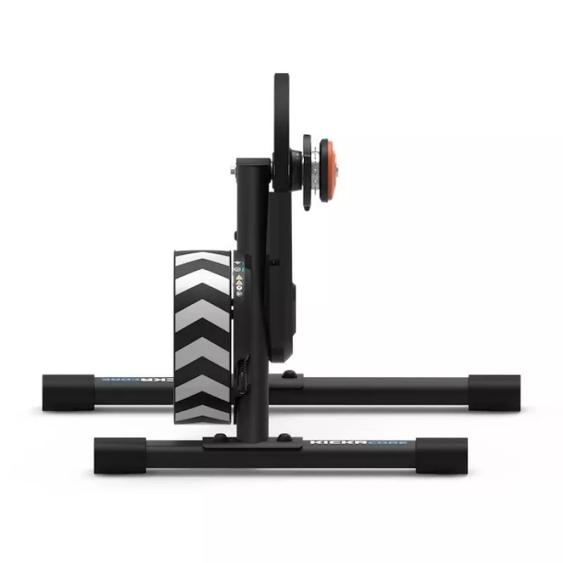 Wahoo KICKR CORE 2 -traineri (ZWIFT Cog & Click)