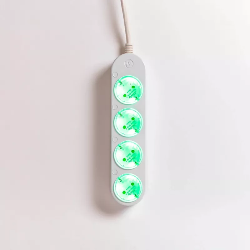 Älykäs 12A Shelly Power Strip 4 Gen4 Zigbee/Matter jatkojohto