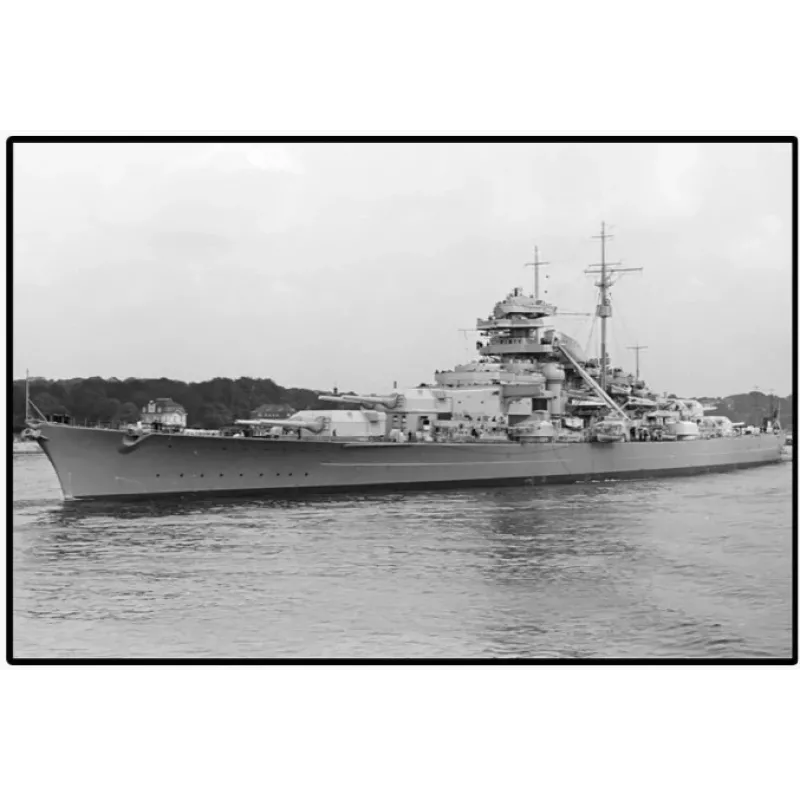 Rakennussarja Cobi taistelulaiva Bismarck -malli 3204 osalla - Cobi CO BI-4860