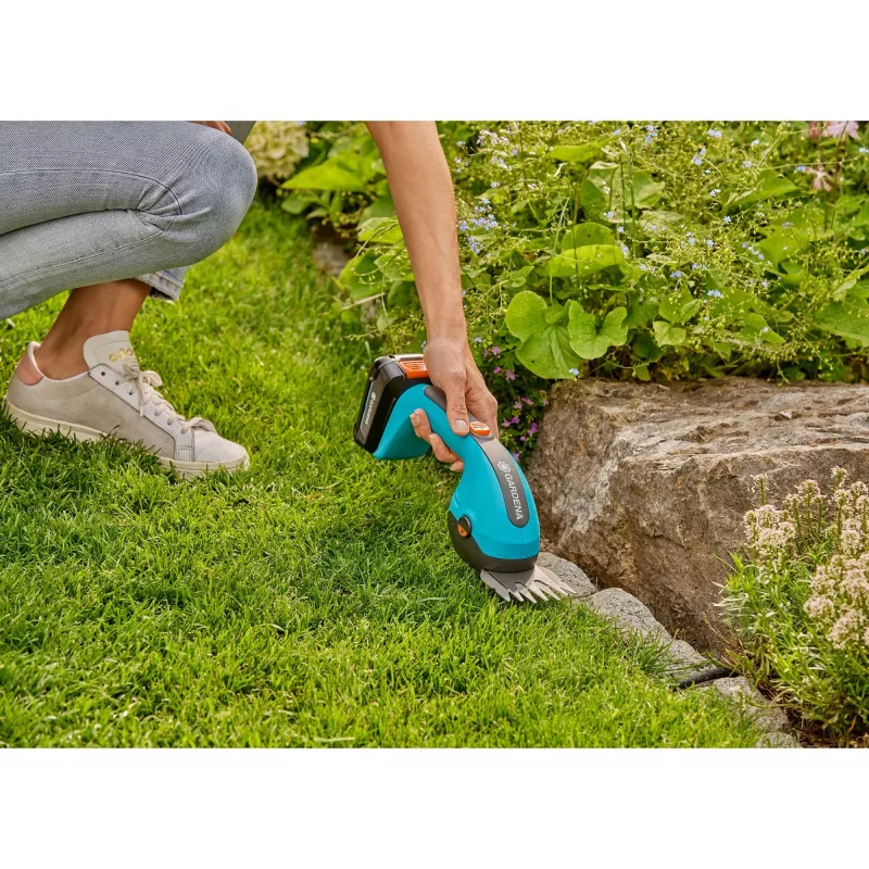 Akkukäyttöinen ruohosakset Gardena 14750-30 8 cm 18 V musta vihreä