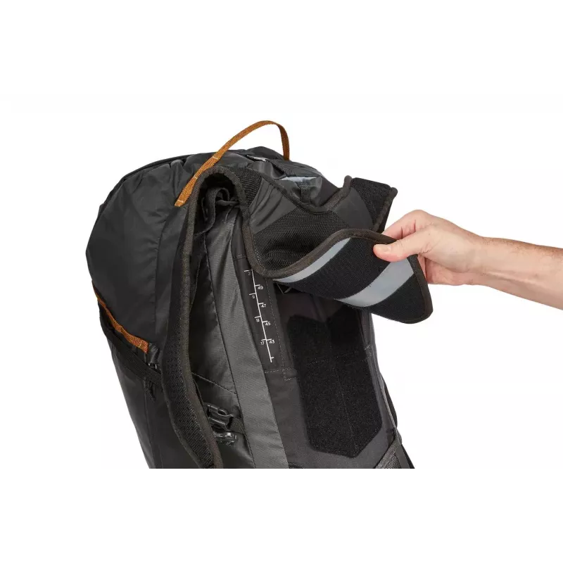 Thule | Stir, 35L | miesten vaellusreppu | Wood Thrush