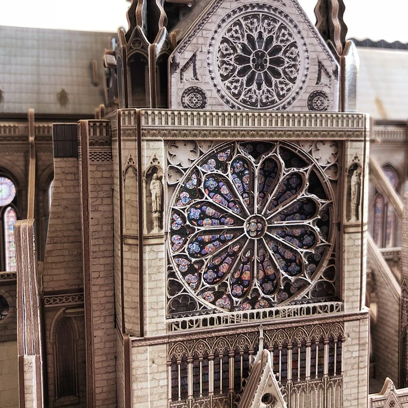 3D-palapeli CubicFun Notre Dame, 293 osaa, mittakaavatarkka katedraalin malli