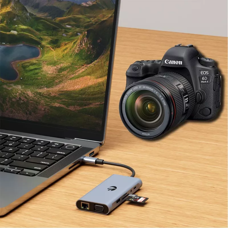 USB-C 11-in-1 -sovitin Hawk HW-HUB1101 — moniporttikeskitin 11 liitännällä