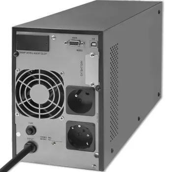 Keskeytymätön virransyöttö QOLTEC 53981 On line 2kVA, 2000 VA kapasiteetti