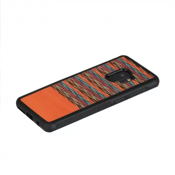 Älypuhelinkotelo man and wood Galaxy S9 — ruskea ruutukuvio mustalla reunalla
