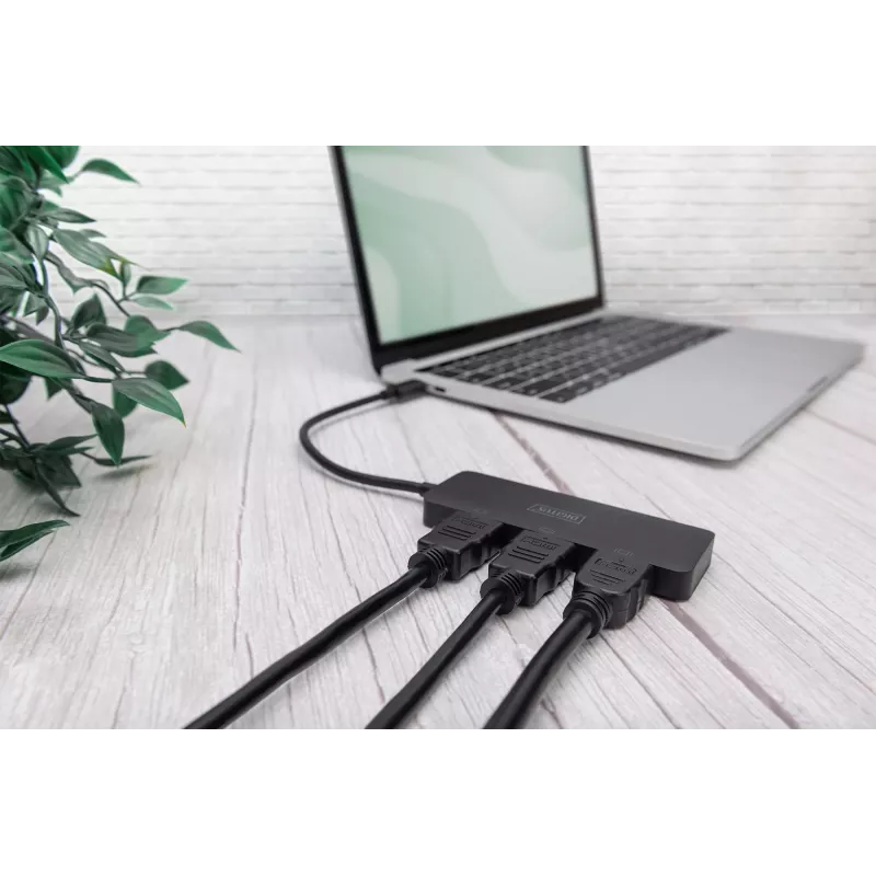 Videoadapteri 3-porttinen DS-45333