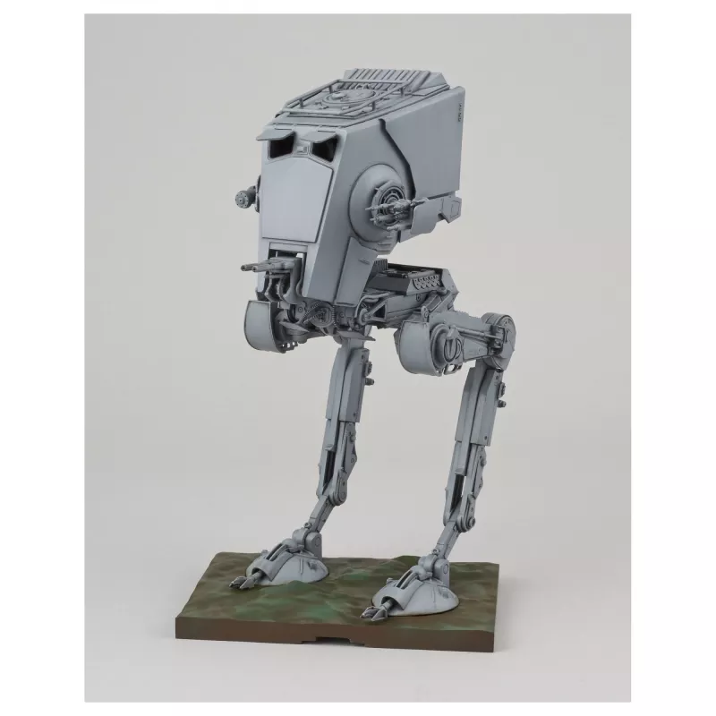Panssaroidun taisteluajoneuvomallin rakennussarja REVELL AT-ST 1:48, korkeus 182 mm