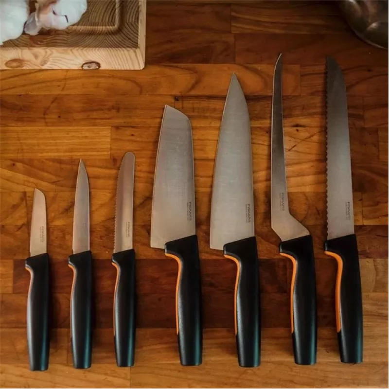 Fiskars 1057538 keittiöveitsi ruostumaton teräs 1 kpl leipäveitsi