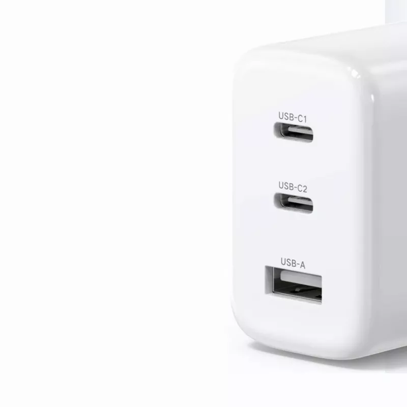 Seinälaaturi UGREEN CD275 2× USB Type-C 65W valkoinen — Dual-USB-C 65W pikalataus, 100–240V tulo