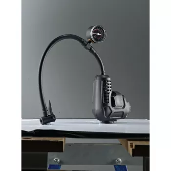Black & Decker MT218K-QW oskilloiva monitoimityökalu musta, oranssi 8500 OPM