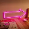 Neonvalo nuoli seinävalaisin MANTA SNL107PK – pinkki koristeellinen LED-nuolikyltti