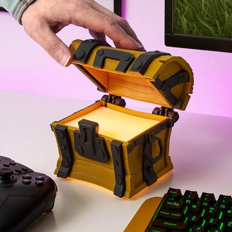 Pöytävalaisin Paladone Fortnite Chest Light – teemallinen LED-koristevalaisin