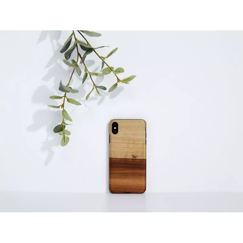 Man and Wood puhelinkotelo iPhone XS Max — musta suojakotelo