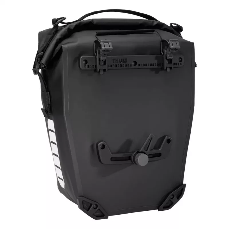 Thule 5406 Shield Commuter-Pannier 22L musta
