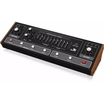 Analoginen syntetisaattori Behringer TORO (malli 0718-ABE86-EU1)
